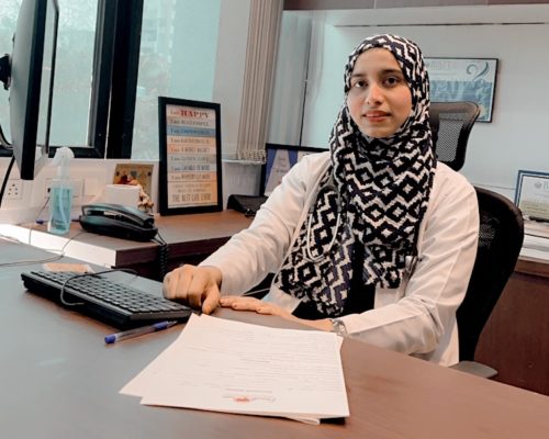 Dr. Aaliya Mansoori